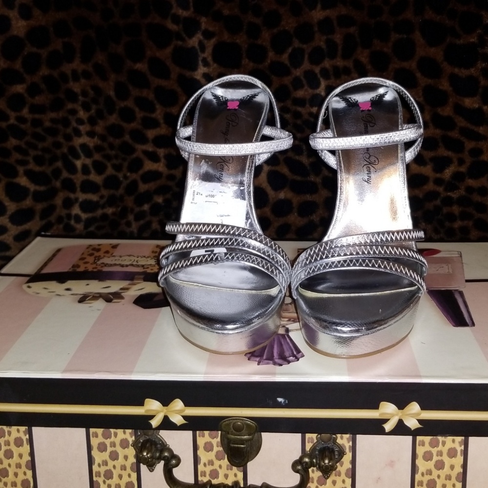💚STRAPY SHOE - Picture 2 of 5